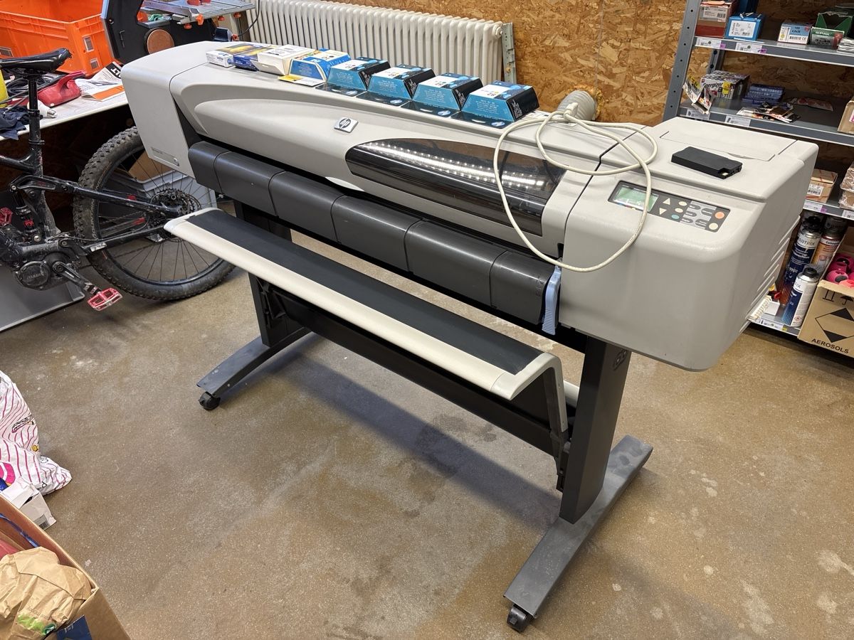 Hewlett Packard Stampanti: hp Designjet 500 – Difettoso da Wolfhausen venduto da luckyMonday