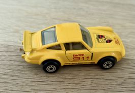 1 Porsche 911 Turbo Matchbox 7cm Länge gelb