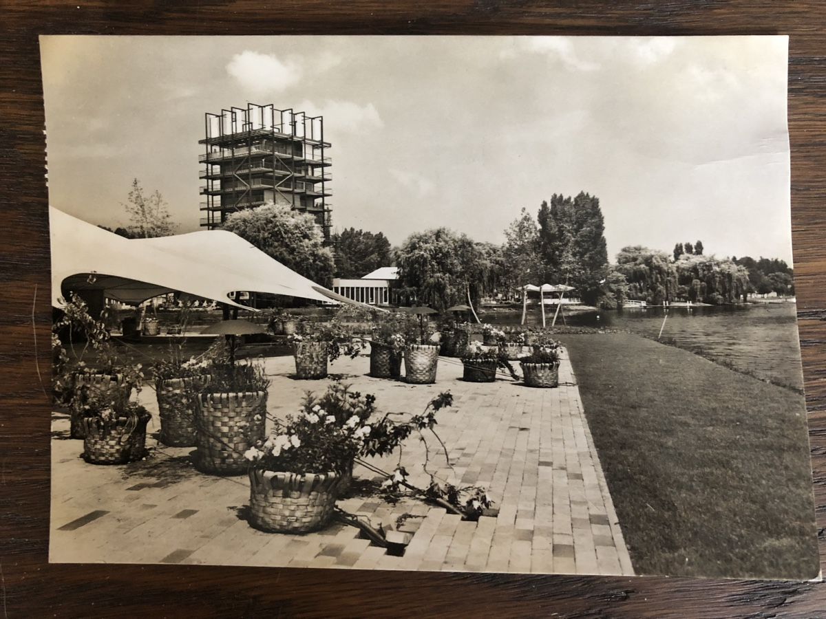 Cartoline postali: SAFFA Wohnturm mit Sonderstempel SAFFA – Usato da Lufingen venduto da Rac0