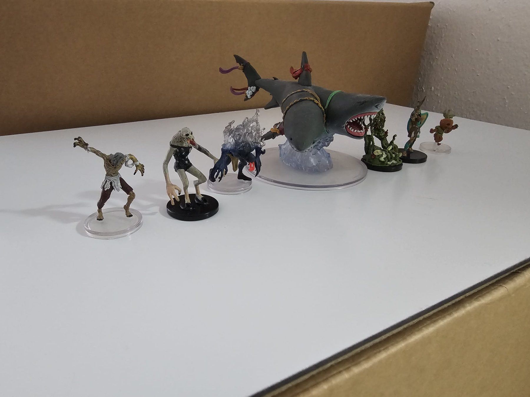 Spielzeuge: DnD/Pathfinder Mini-Box – Gebraucht aus Gerlafingen von Frog_warrior 1