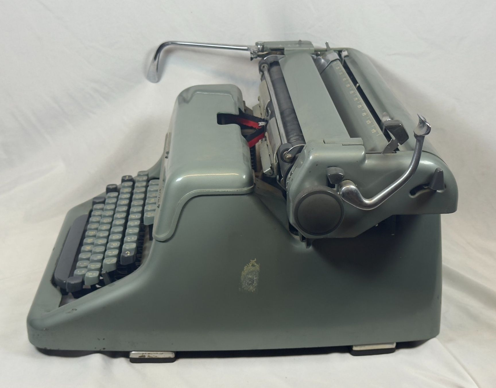 Macchine da scrivere: Ancienne machine à écrire Torpedo Solitaire – Usato da Tramelan venduto da lolopat 2