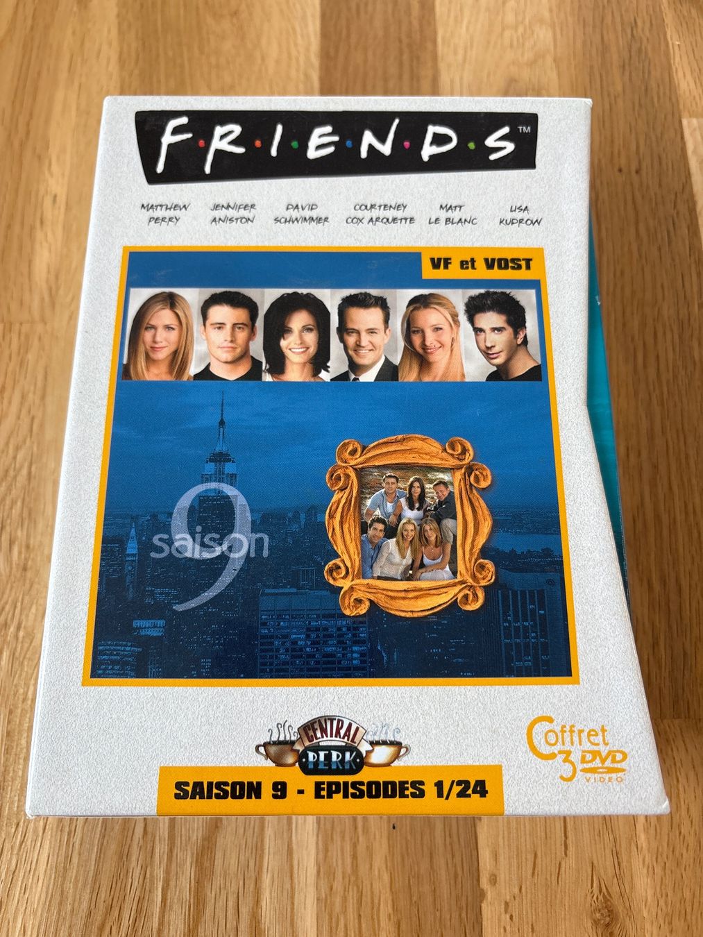 Tutti i DVDs: Friends Saison 9 épisodes 1 à 24 – Usato da Biel/Bienne venduto da tatilene