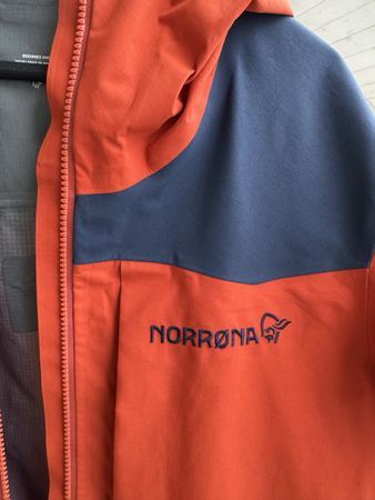 Norrøna Tamok Gore-Tex Jacket, M, Rooibos Tea