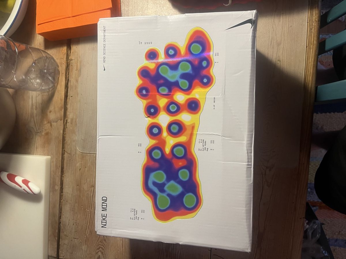 Nike Herrenschuhe: Nike mind 001 team read  – Neu (gemäss Beschreibung) aus Rifferswil von ike_m29t