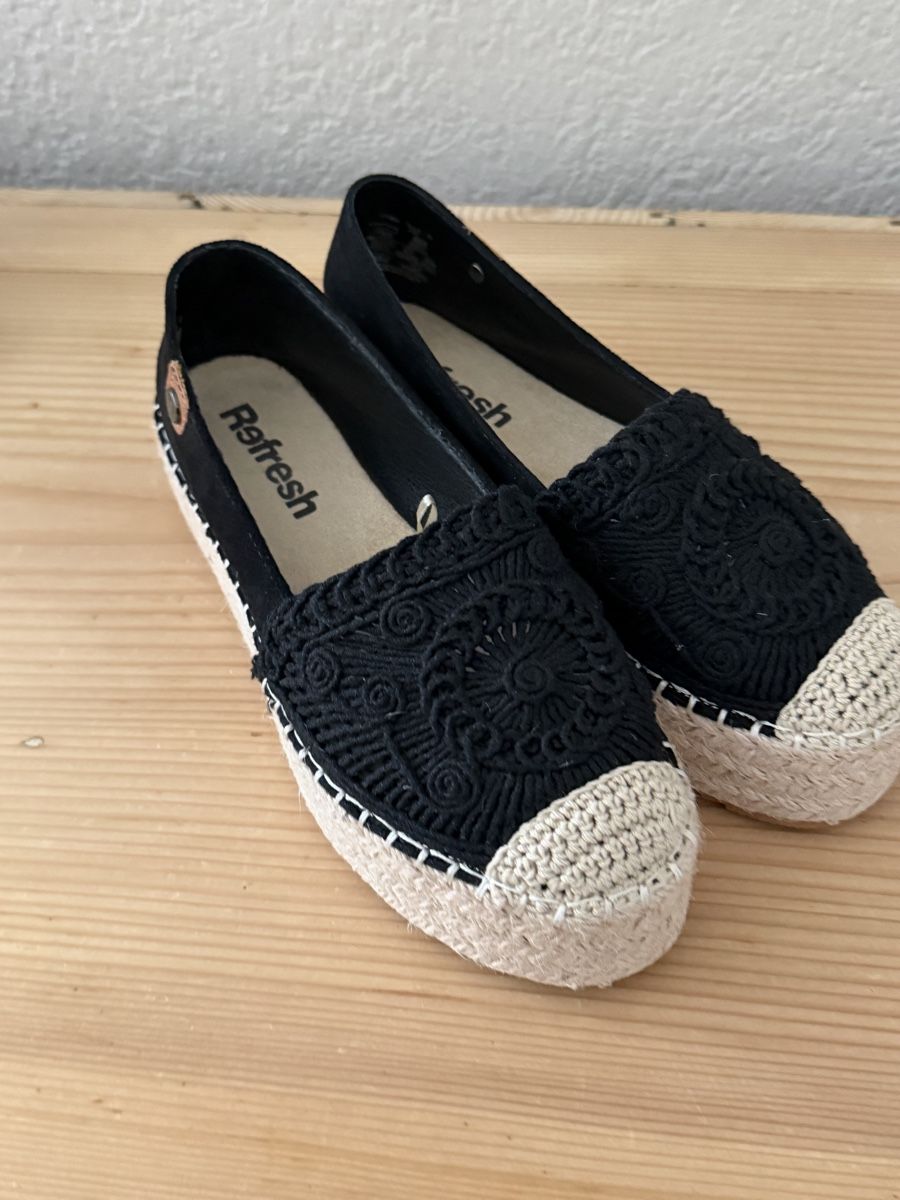 Scarpe da donna: Espadrilles von Refresh Gr. 36 in Schwarz Neu! – Nuovo (secondo la descrizione) da Langnau am Albis venduto da Schneeflocke92 7