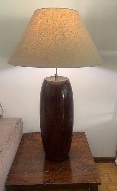 Lampade: Lampe en bois plaqué type acajou  – Usato da Genève venduto da Rohansuisse 1