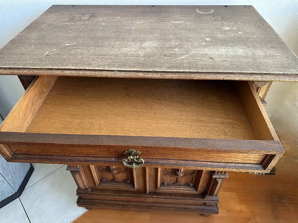 Cassettiere: Wunderschöner Gründerzeit Eiche Vertiko / Anrichte um 1900 – Usato da Volketswil venduto da Loflovo 4
