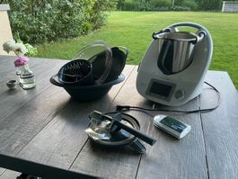 Thermomix TM5 mit viel Zubeh. & Cook-key, top Zustand!