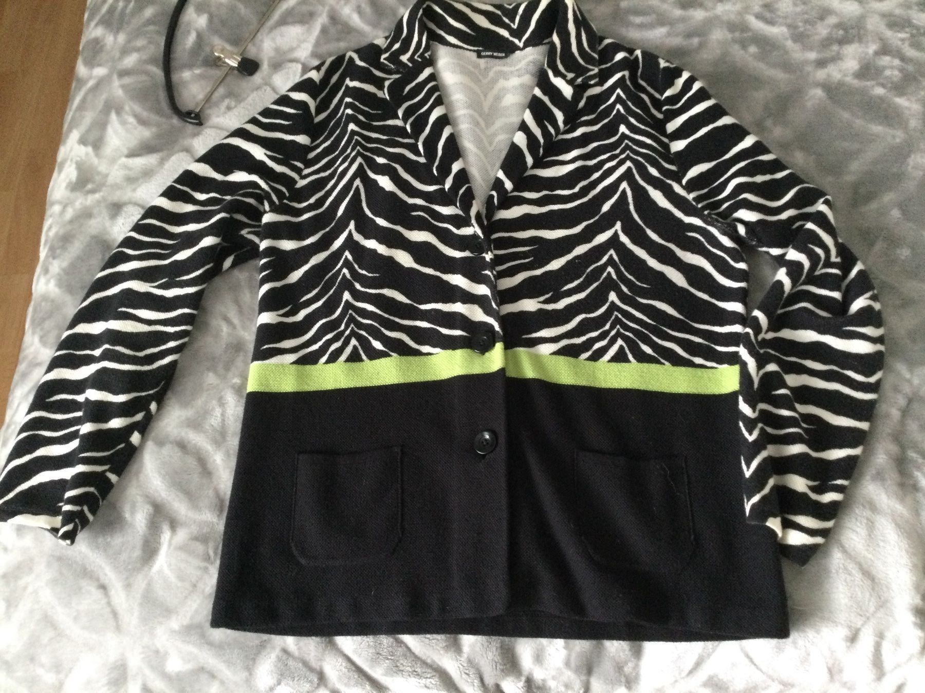 Gerry Weber Jacken: blazer von Gerry Weber GR 40/42 – Gebraucht aus Langnau am Albis von Judithsebi 4