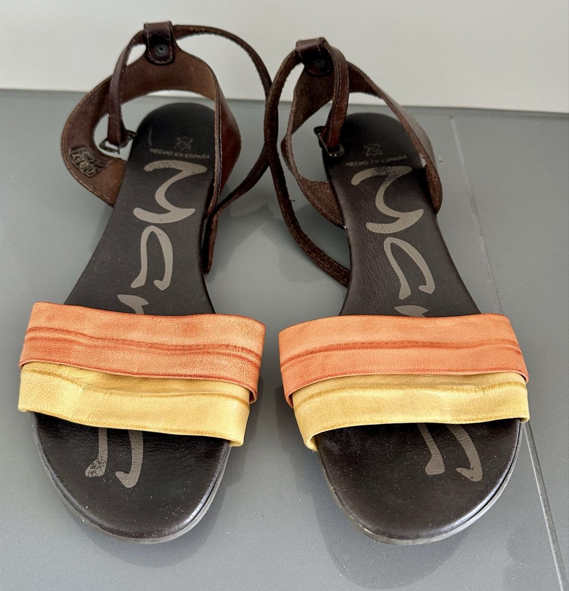 Damenschuhe: SANDALES D’ÉTÉ NEW – Neu und originalverpackt aus Neuchâtel von m20004