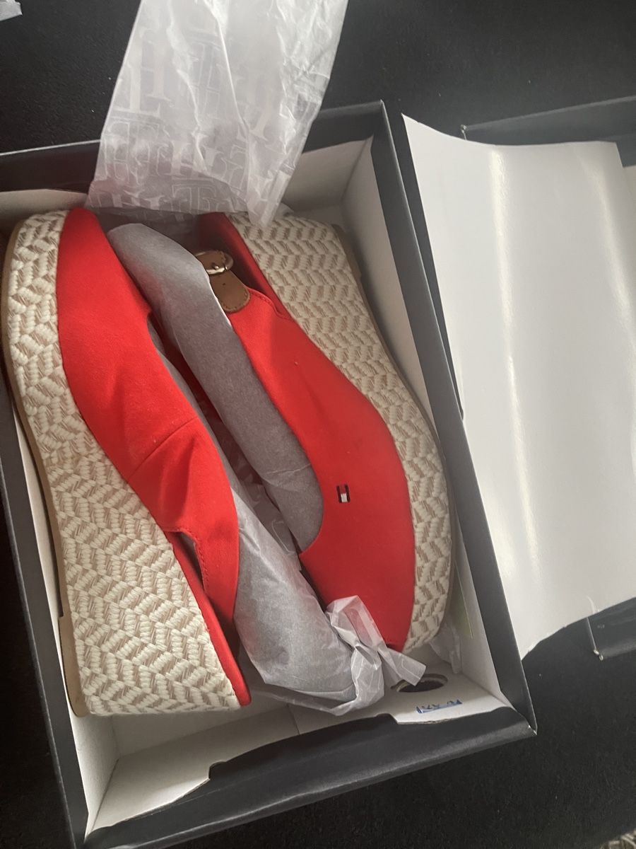 Tommy Hilfiger Scarpe da donna: Tommy Hilfiger wedge – Nuovo (secondo la descrizione) da Wohlen AG venduto da rol_8r5l