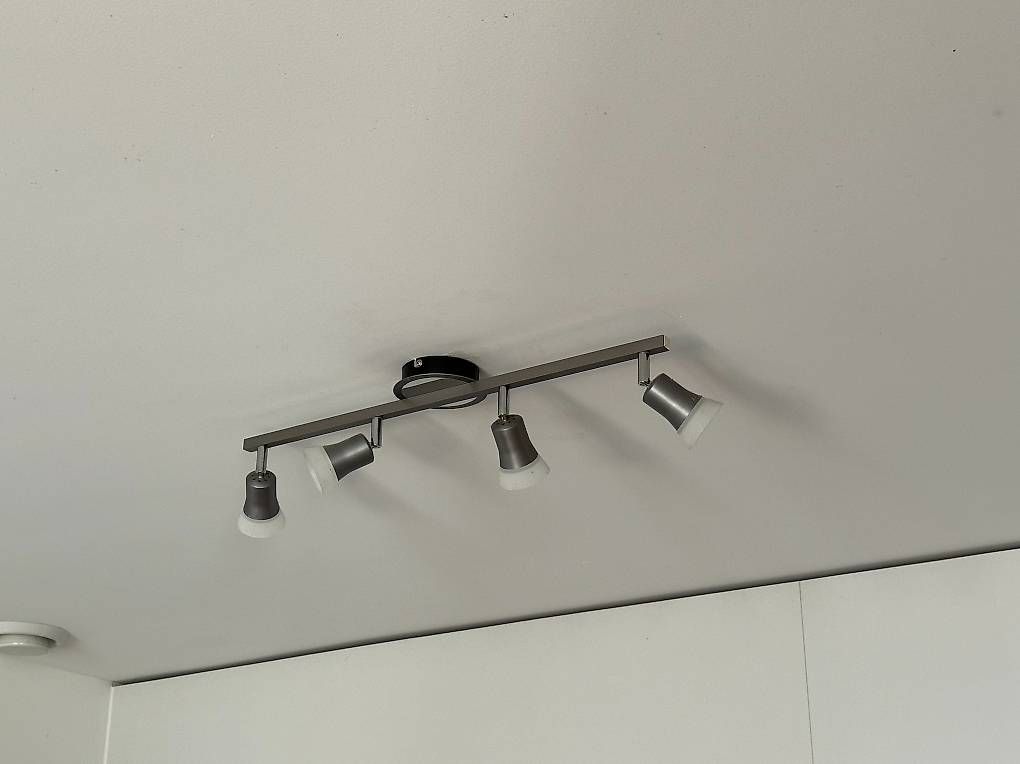 Lampen: Lampe - 4 Scheinwerfer - Metall Grau – Gebraucht aus Boswil von LesCiccone 1