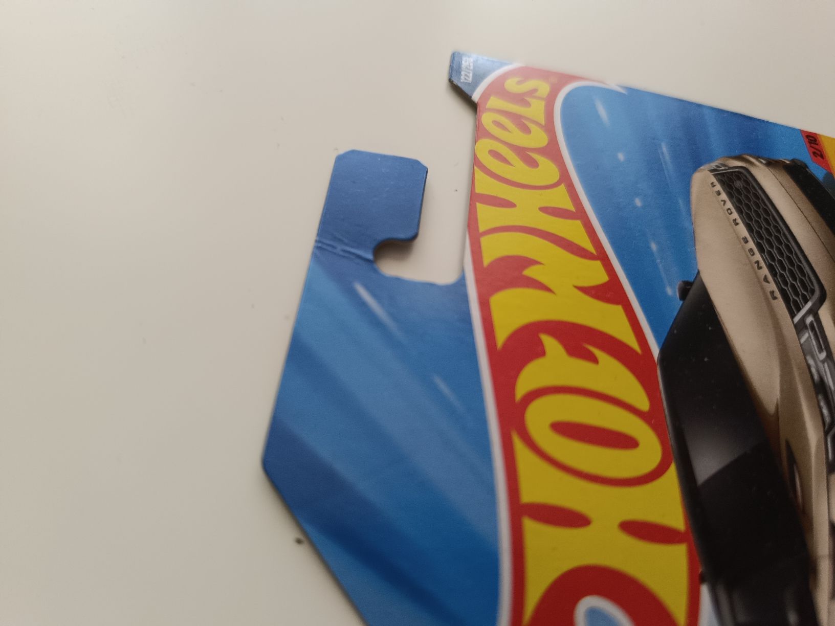 Hot Wheels Modellini d'auto: Hot Wheels Range Rover Velar, LONGCARD, Neu, gem. Bilder – Nuovo (secondo la descrizione) da Seuzach venduto da Lettuce10 1