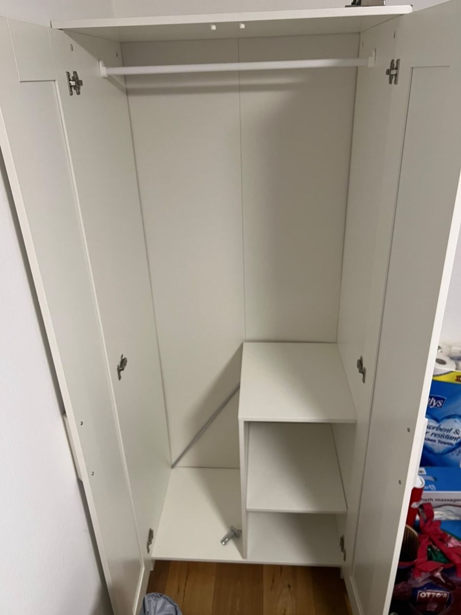 Schränke: Schrank  – Gebraucht aus Rheineck von ser_yn88