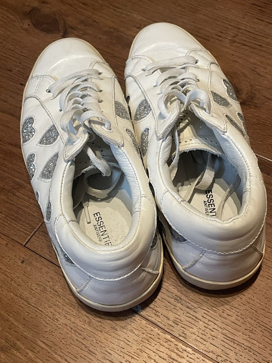 Essentiel Antwerp Scarpe da donna: Damensneaker, Essential Antwerp – Usato da Dietlikon venduto da Fluschi 2
