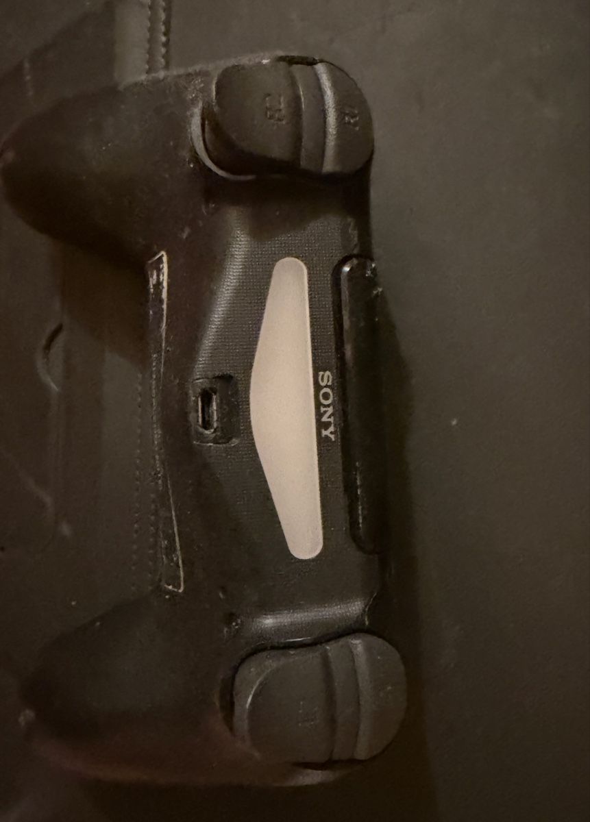 Sony Manettes: PlayStation 4 Controller  – D'occasion à Basel par Frenchie-Bulldog 1