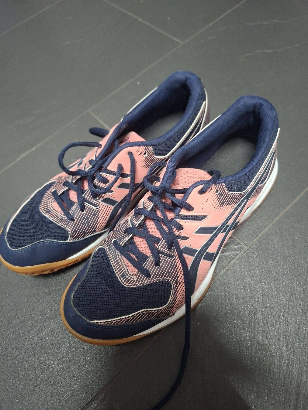 Scarpe da uomo: Hallenschuhe Asics, Grösse 42 – Usato da Rain venduto da pri_k9km