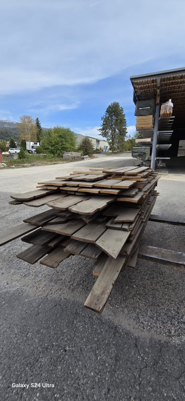 Articles en bois: Altholz – D'occasion à Attiswil par inf_zg89