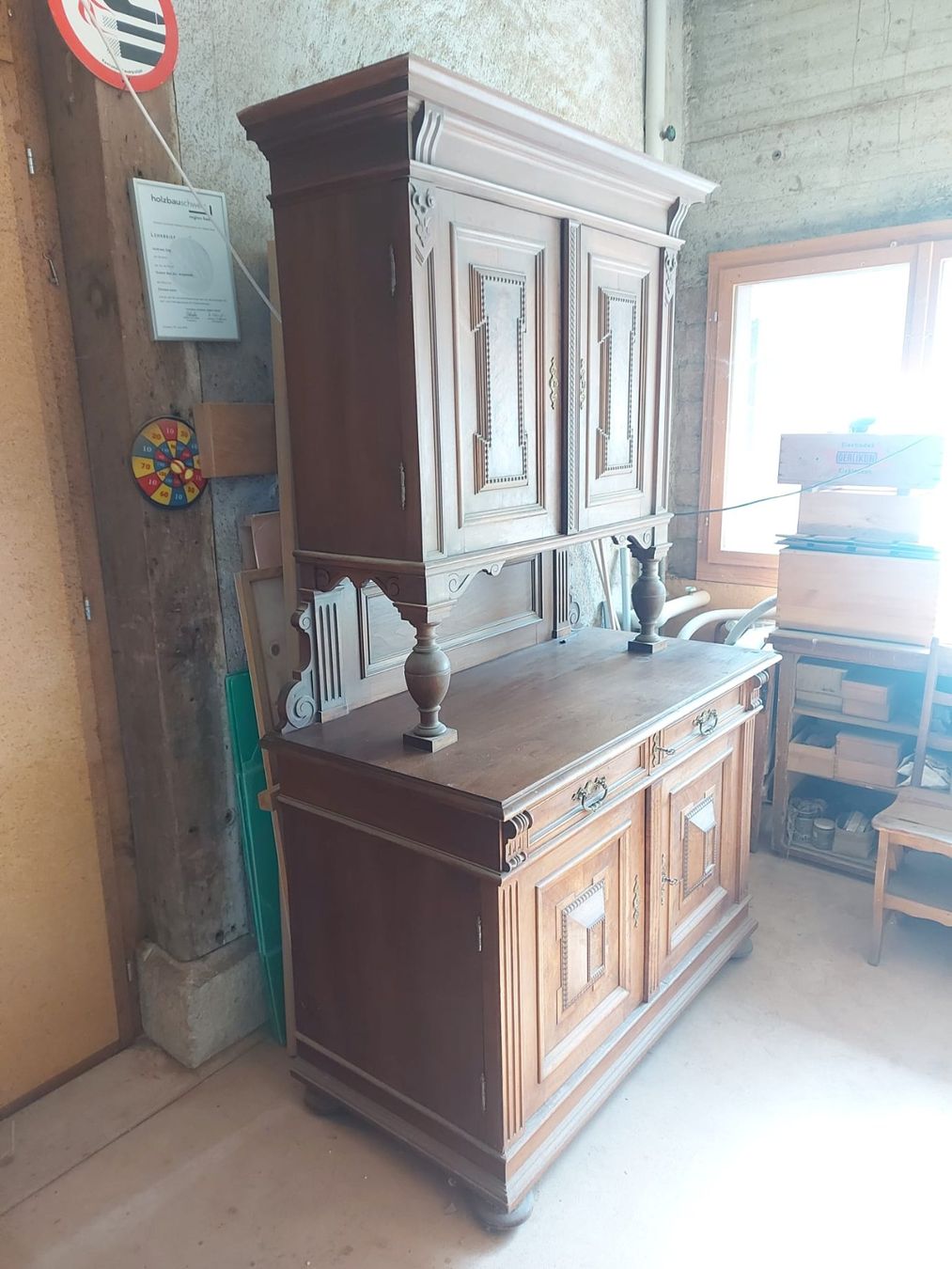 Büffets: Antike Kommode Schrank Buffet aus Massivholz – Gebraucht aus Muttenz von Laeckerlihamschter 2