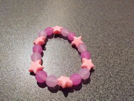 Armband rosa/violette Sterne