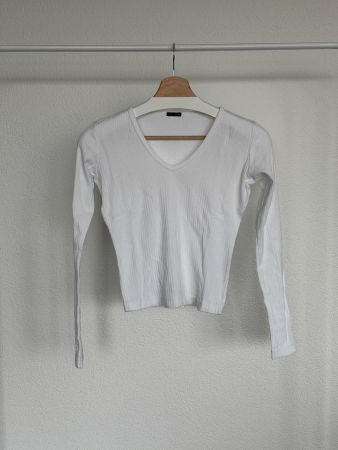 Brandy Melville Ripp-Langarmshirt – One Size