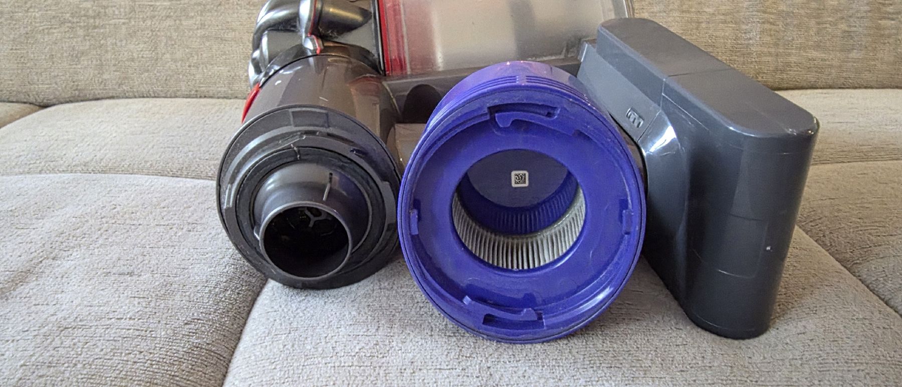 Dyson Aspirapolveri & Accessori: Dyson V8 Absolute Staubsauger – Usato da Merlischachen venduto da LawbringerS13 1