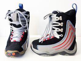 Snowboardschuhe ELAN  FABRIKNEU  Grösse 35 ( 22.5 )