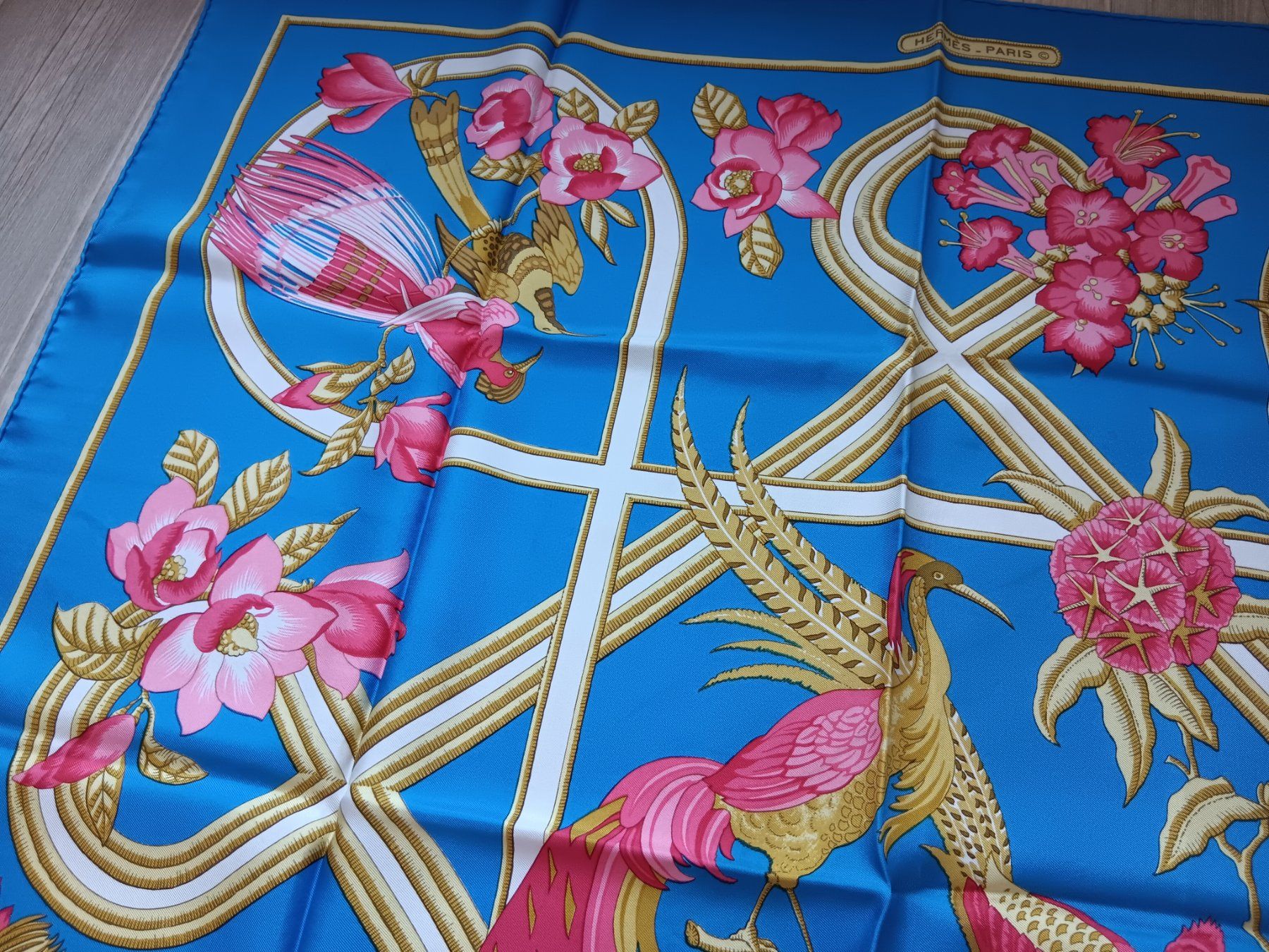 Hermès Foulards, Tücher & Schals: HERMES "CARAÏBES" CARRE 90 CM – Gebraucht aus Cossonay-Ville von Les_1001_perles 3