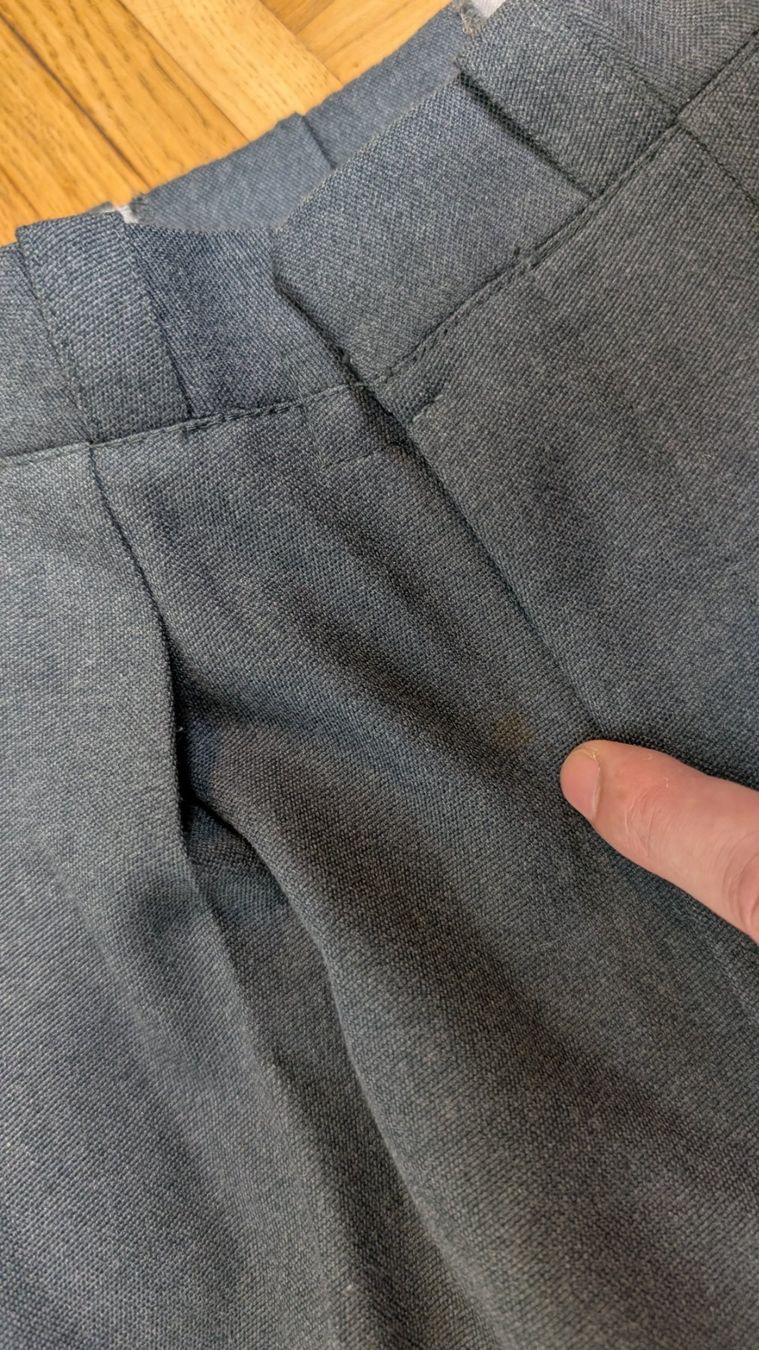 Schweizer Armee Uniformen: Original Schweizer Militär Uniform Hose, Grösse 80 / 38 – Gebraucht aus Zürich von axolottchen 9