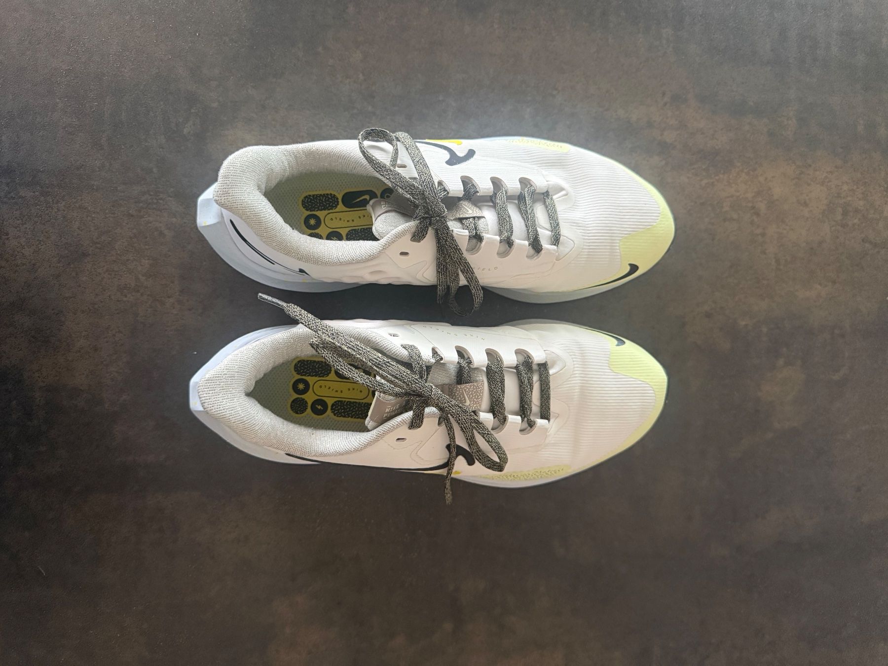Nike Scarpe da donna: Nike Sportschuhe – Nuovo (secondo la descrizione) da Uetliburg SG venduto da Nykaenen0_1 1