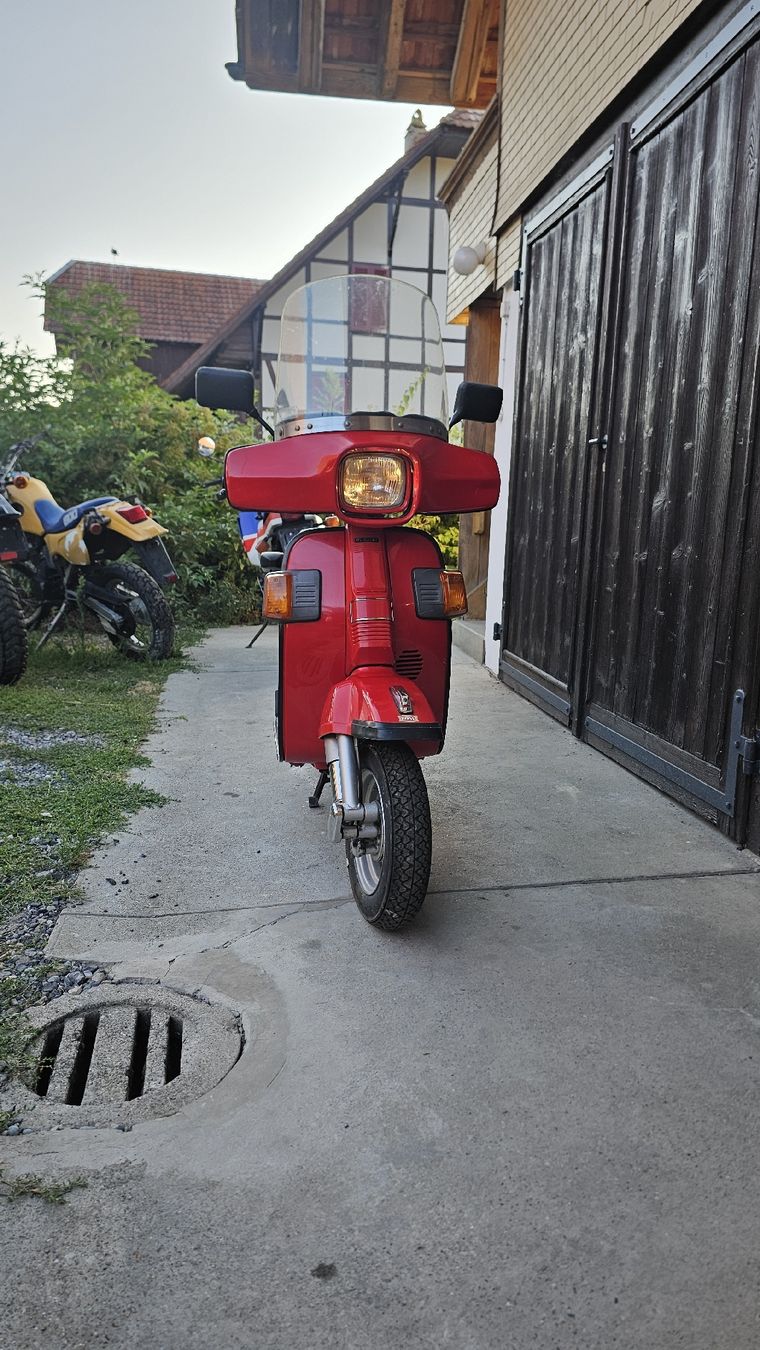 Suzuki Scooters: Suzuki CS 125 CF 41 A Veteran  – Gebraucht aus Wiler b.  Seedorf von Evoxnxx 5