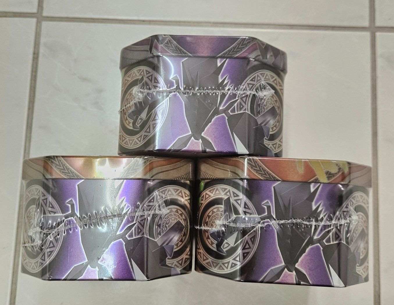 Pokémon Carte collezionabili: Pokémon Mysterious Powers Tin 3er Set – Nuovo e nell'imballaggio originale da Regensdorf venduto da 8Collect 5