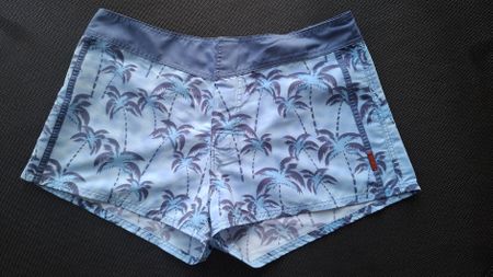Triumph Beachshorts, Gr. 36, Palmenmuster, Top Zustand!