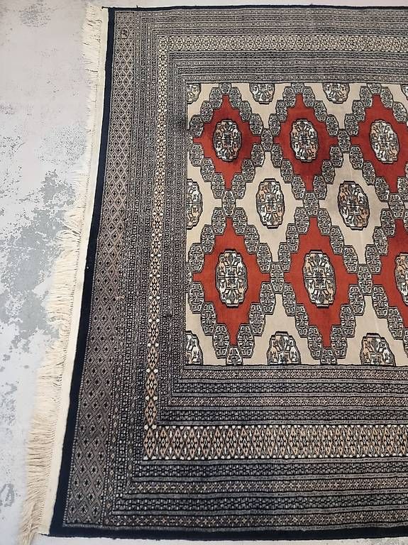 Teppiche: 190×290 Orientteppich Handgeknüpft – Gebraucht aus Olten von Mezopotamya 3