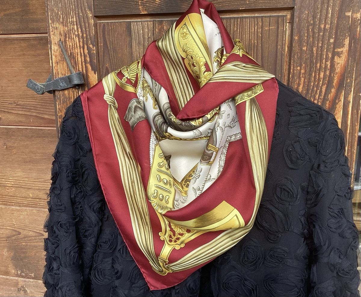 Foulard & Sciarpe: Foulard Hermès : ÉTRIER  vintage – Usato da Chemin venduto da ChocolatauLait1902 1