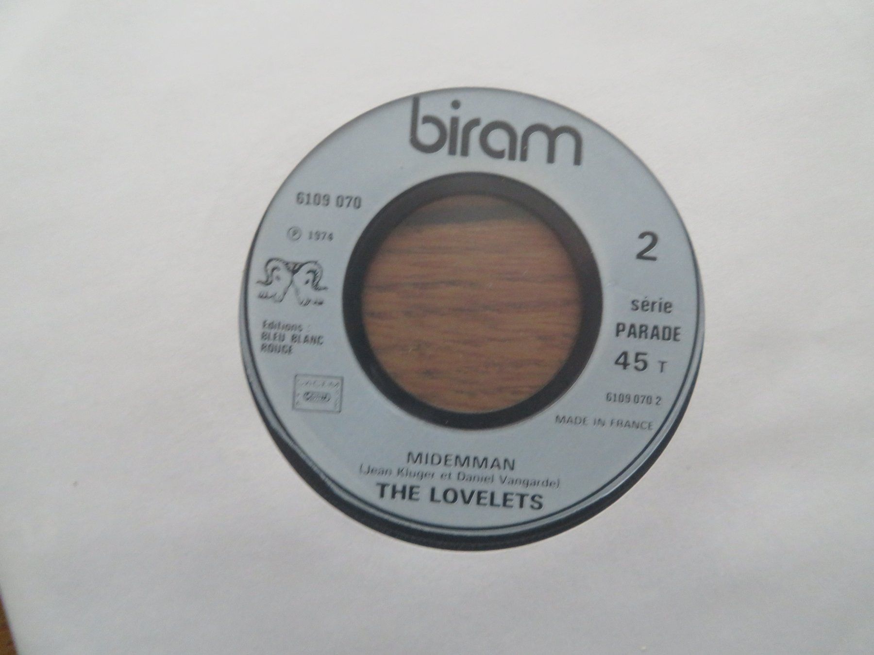Dischi in vinile: The Lovelets - Midemman/Snow For Two - Single Vinyl 45 T. – Nuovo (secondo la descrizione) da Zürich venduto da max_cp5f