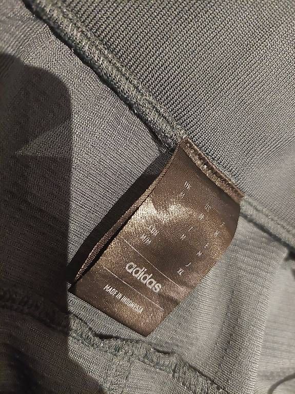 Adidas Pantaloni: Adidas, Gr. M, dunkles Grün – Usato da Kirchlindach venduto da dor_qj8q 1