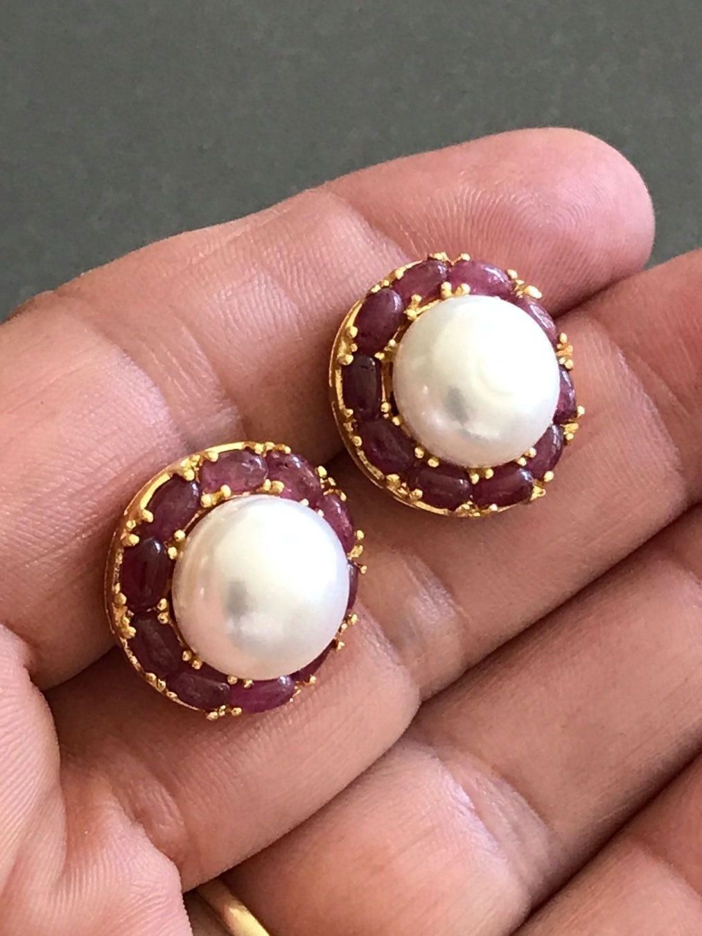 Ohrringe & -stecker: XL Perl Perlen Rubin ruby Ohrstecker 20m, sehr festlich! – Neu (gemäss Beschreibung) aus Basel von gretchen03