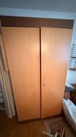 Kleiderschrank zweitürig helles Holz