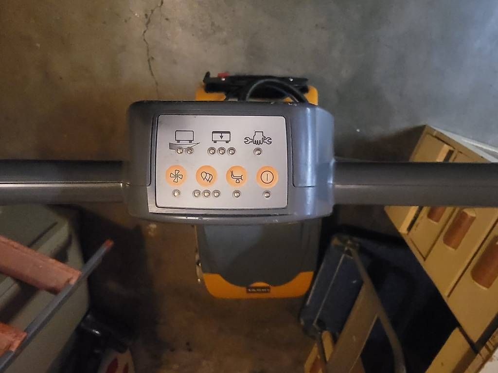 Tutte le macchine: autolaveuse TASKI swingo 350B – Usato da Lausanne venduto da andre0001 3