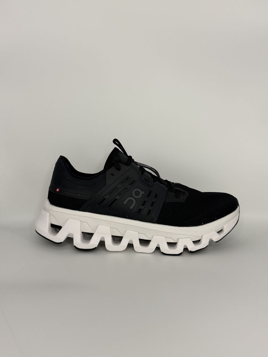 On Scarpe da uomo: On Cloudswift Amp Black White EU 44 – Nuovo (secondo la descrizione) da Oberengstringen venduto da can_5gxb