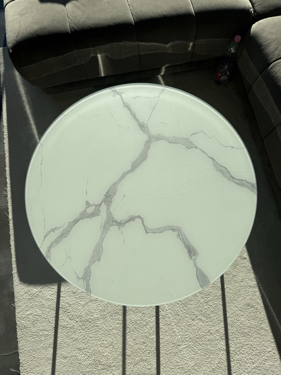 Tables: Couchtisch Marmoroptik – D'occasion à liestal par lju_l7rk 1