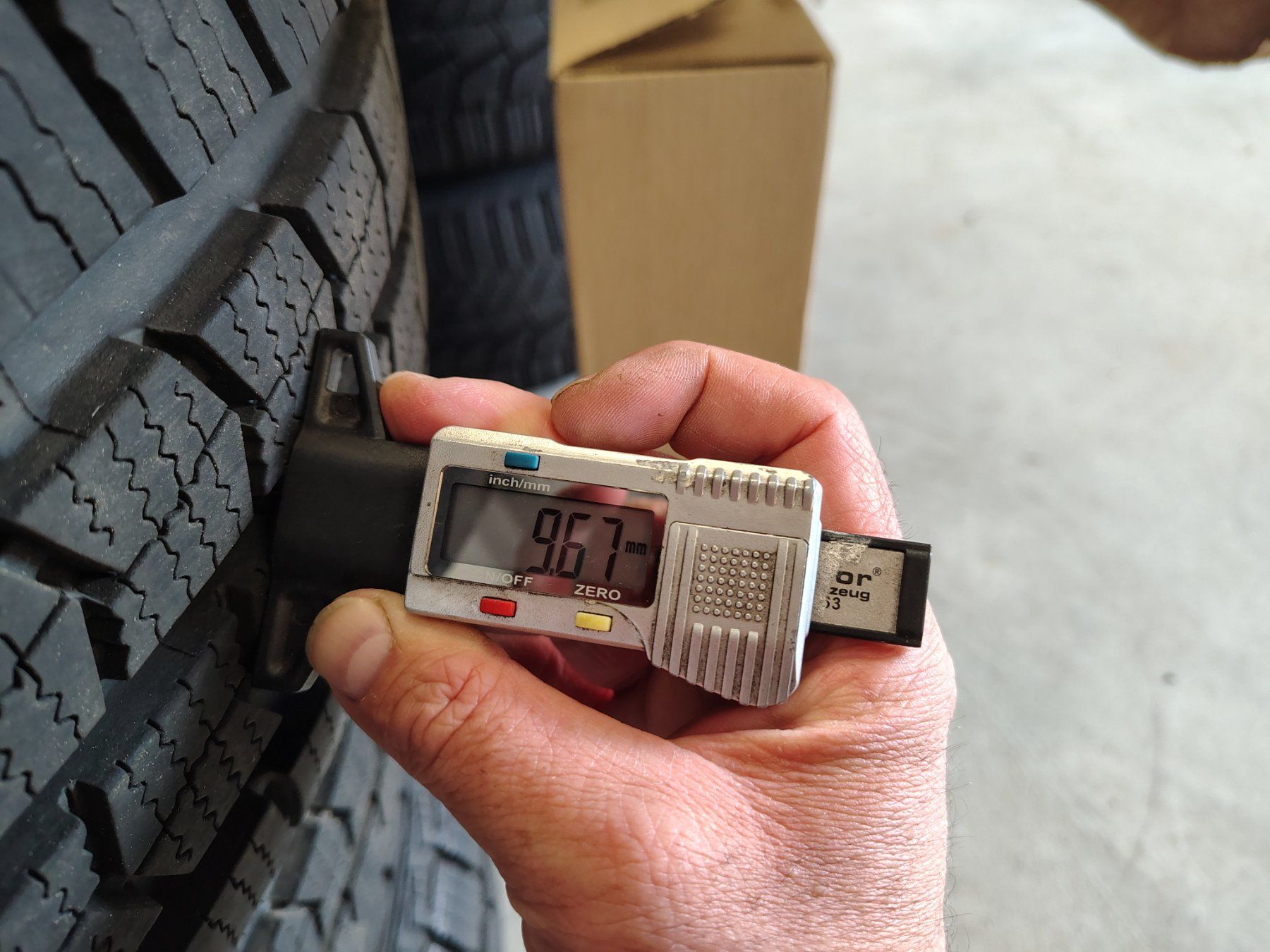Nexen Pneumatici & Ruote complete: Winterreifen 225/65 R16C – Usato da Neudorf venduto da BurkiLU 5