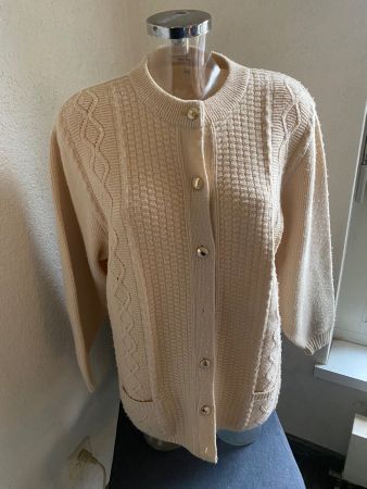 Strickjacke beige Grösse 42