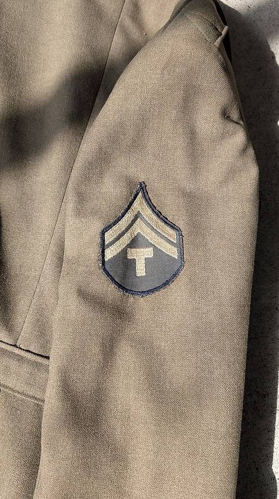 US Army Uniformi: WW2 US Airborne / Armee Uniform – Usato da Lommiswil venduto da Liteljoetoy44 2