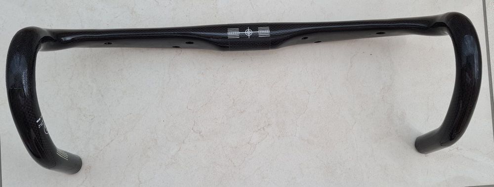 Pièces détachées: Carbon Lenker 420mm (Kabel innengeführt) – Neuf (Voir description) à Oberglatt ZH par Pacos2000 1