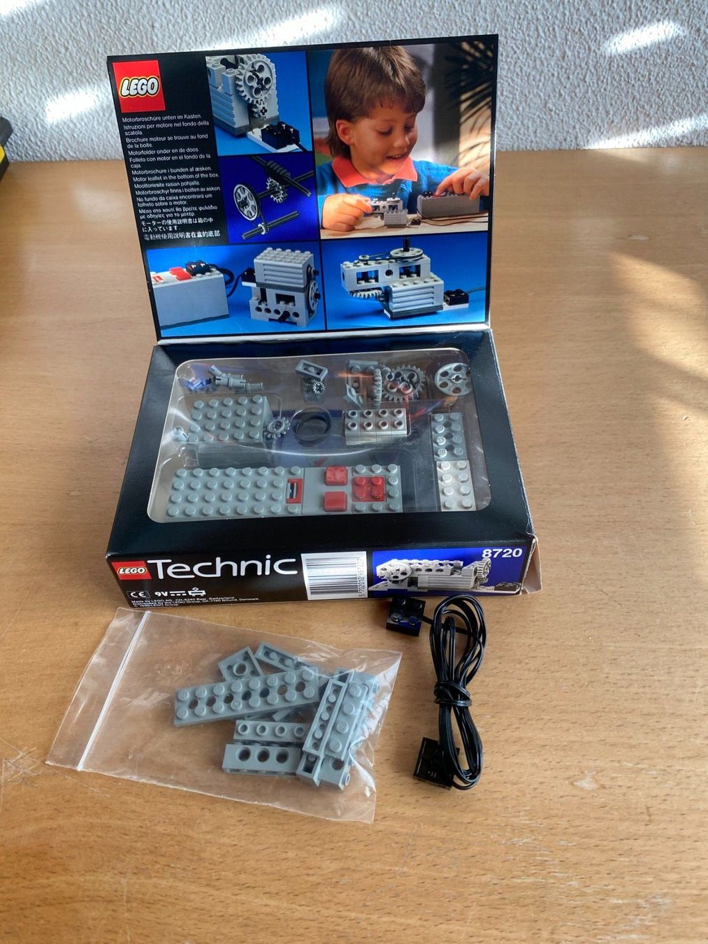 Lego Baukästen: LEGO TECHNIC 8720 Universal Motor – Gebraucht aus Niederuzwil von Flohbruno 2