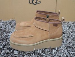 UGG Boots/ Stiefelette, 39, Leder, braun, NEU Originalverp.