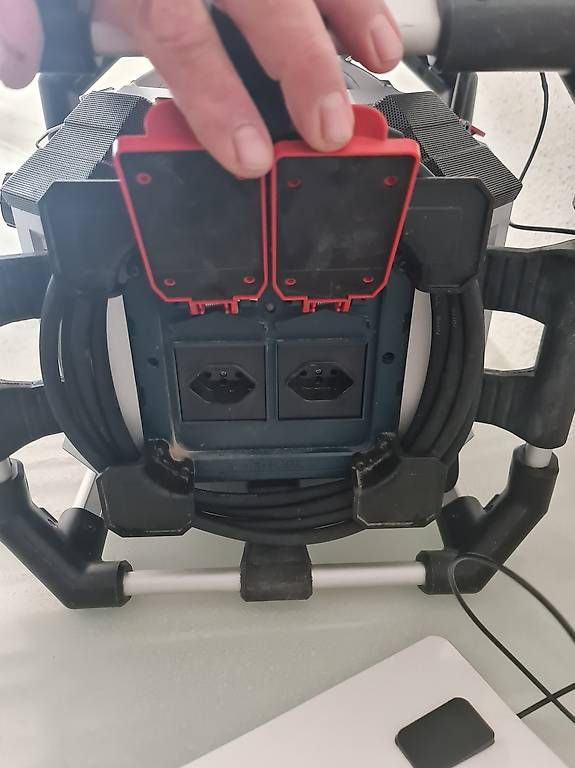 Radio: Bosch baustelenradio + dab+ bluetooth  transmitter – Usato da Biel/Bienne venduto da Markoporo 3