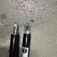 2x Eckold Gasdruckfeder 220mm CHF 150 für Frühling